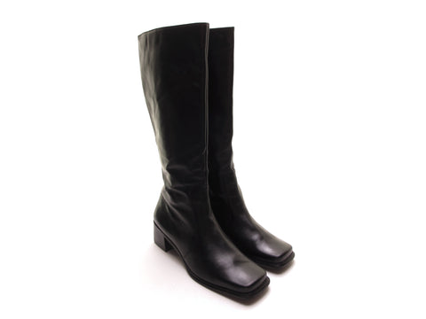 Vintage 90s Black Soft Leather Knee High Boots with Square Toe and Block Chunky Heel - Size 7 - Perfect for Indie, Hipster, and Minimalist looks