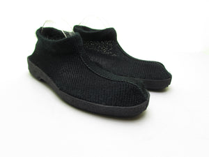 Vintage 90s NYC Chinatown Black sweater knit shoes, Minimalist 90s Sheer mesh Sneakers, sock shoes, sock booties, Unisex mens womens Size XL